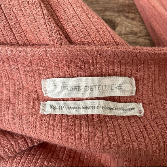 Urban Outfitters Knit Wrap Pink Dress Size XS - Picture 4 of 5